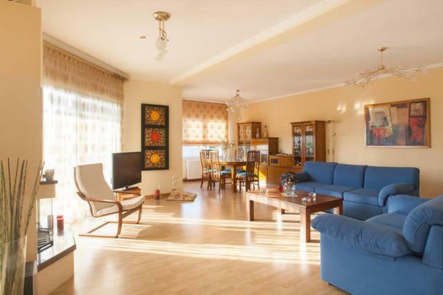 House,1000M From Beach Lagonisi Bagian luar foto