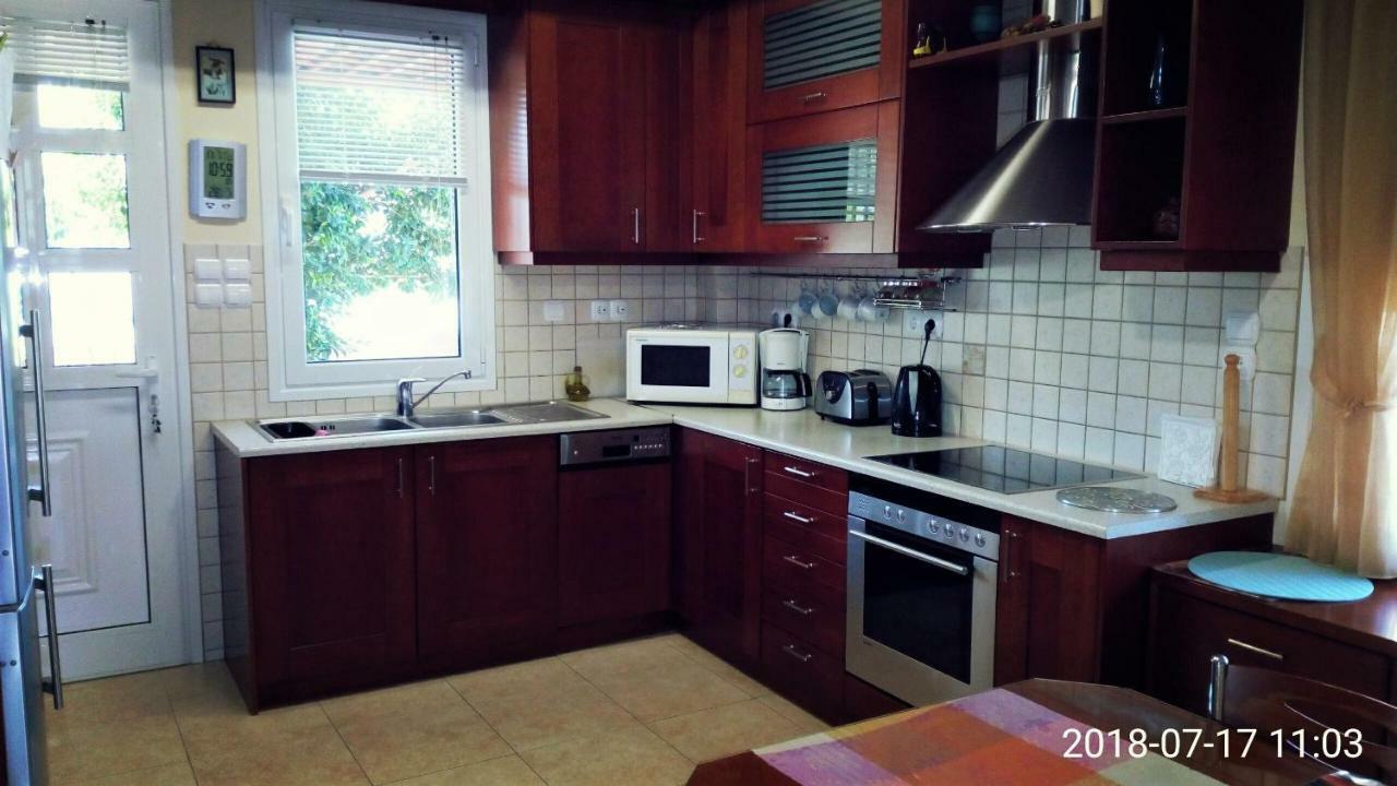 House,1000M From Beach Lagonisi Bagian luar foto