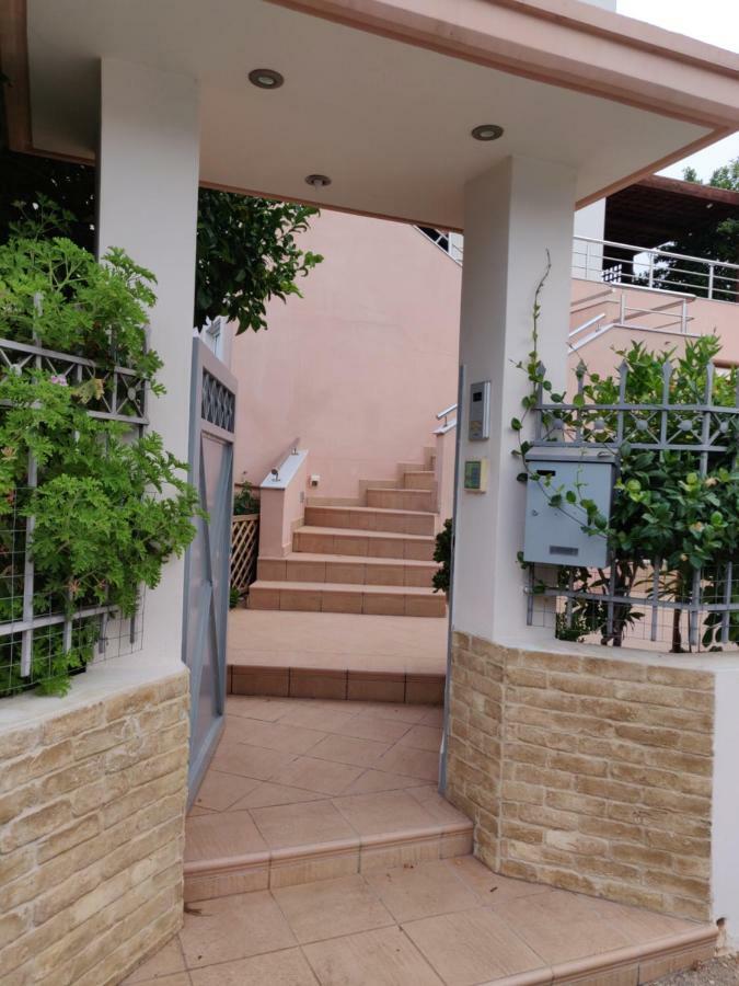 House,1000M From Beach Lagonisi Bagian luar foto