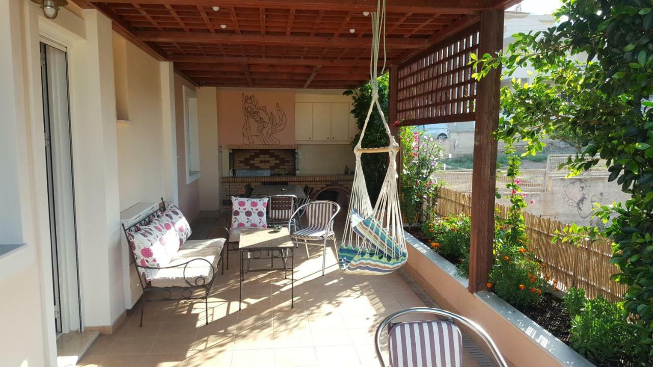 House,1000M From Beach Lagonisi Bagian luar foto