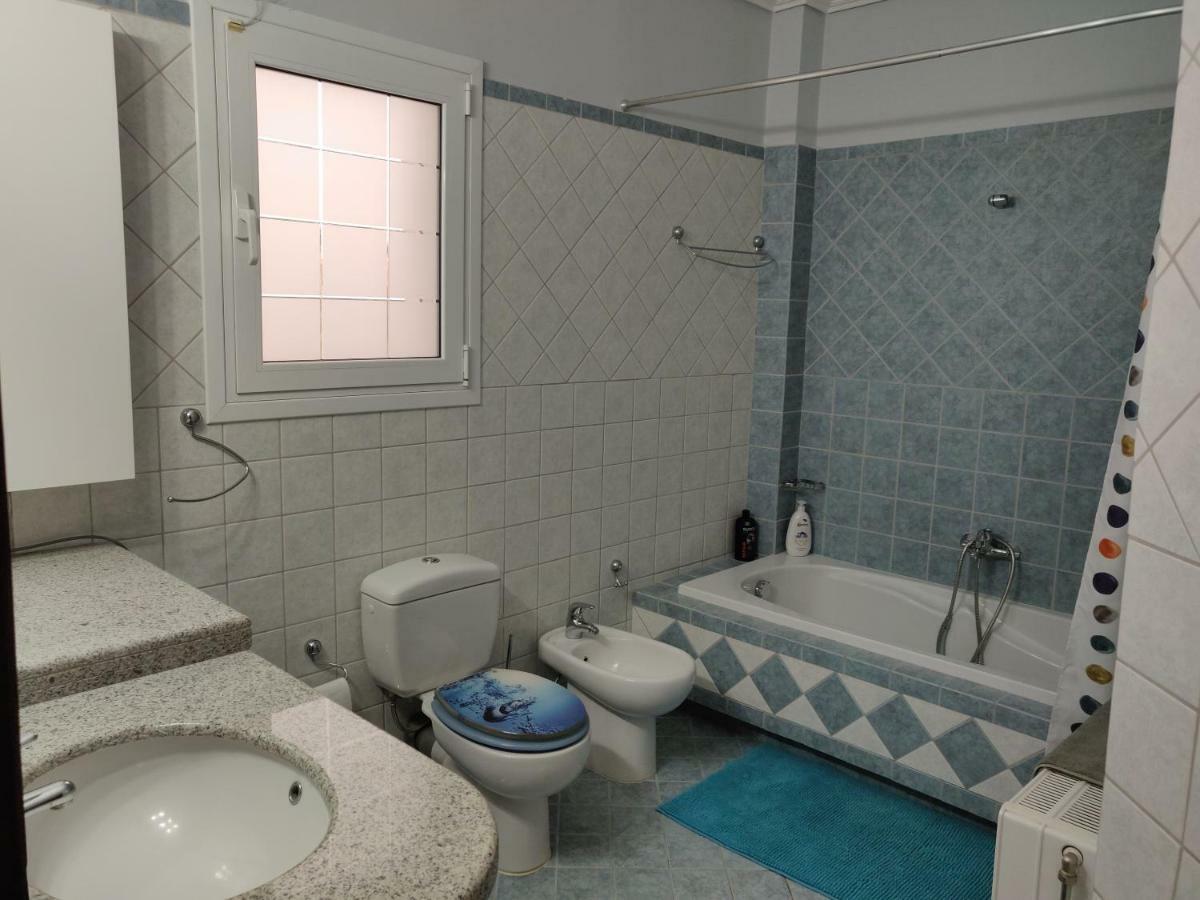 House,1000M From Beach Lagonisi Bagian luar foto